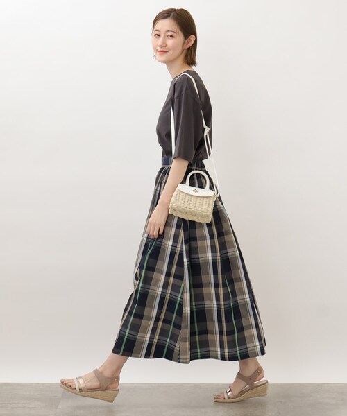 grove（グローブ）の「◆ヒネリフラップペーパーミニショルダー（ショルダーバッグ・レディース・レモンイエロー/ダークオレンジ/ブラック/オフホワイト/グリーン・00）」の6枚目の写真