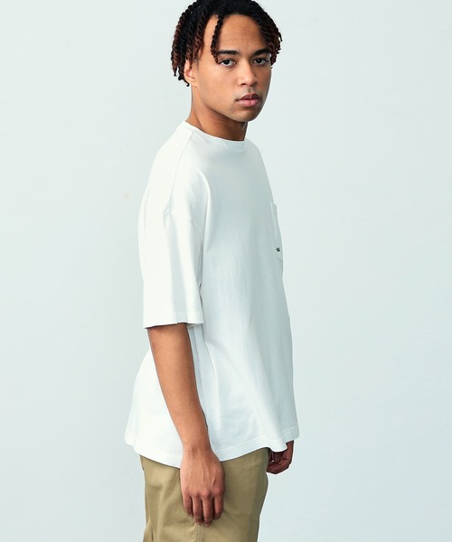 EDWIN（エドウィン）の「EDWIN エドウィン 【WEB限定】EDWIN STEPMARK ワイドボディポケットTシャツ H/S（Tシャツ/カットソー・メンズ・ネイビー系1/ホワイト×ブラック/ホワイト×イエロー/ホワイト×グリーン/ブラック×ブルー/ネイビー/ホワイト×レッド/ブラック×ホワイト/ネイビー系・LARGE/MEDIUM/SMALL）」の20枚目の写真