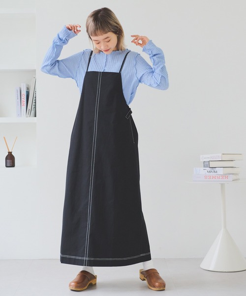 Crisp（クリスプ）の「ワークエプロンキャミワンピース（ワンピース・レディース・ブラック/ベージュ・FREE）」の22枚目の写真