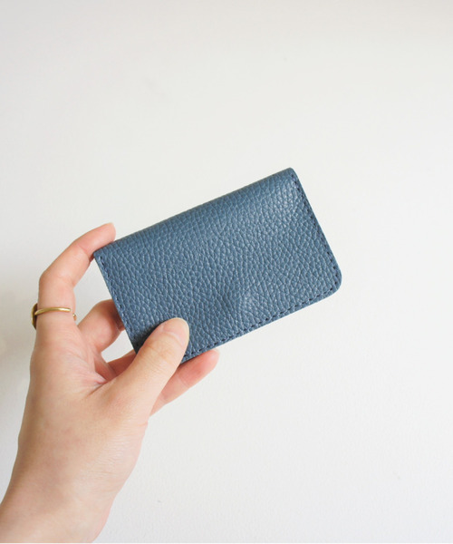 TIDEWAY(タイドウェイ)の「DORA LEATHER CARD CASE(名刺入れ・メンズ・ブラック/ホワイト/ブルー/グレイッシュベージュ・FREE)」の4枚目の写真