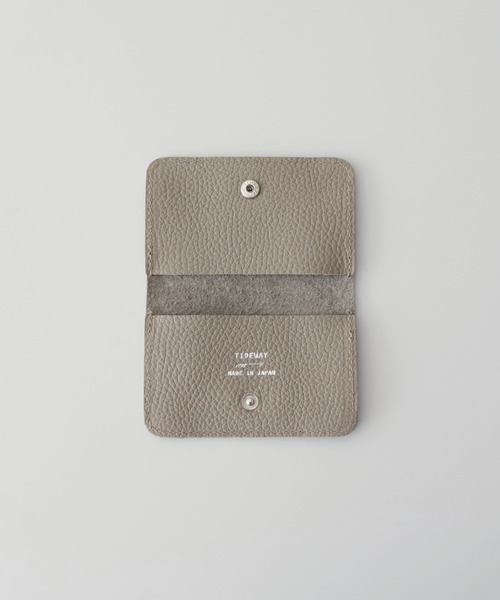 TIDEWAY(タイドウェイ)の「DORA LEATHER CARD CASE(名刺入れ・メンズ・ブラック/ホワイト/ブルー/グレイッシュベージュ・FREE)」の8枚目の写真