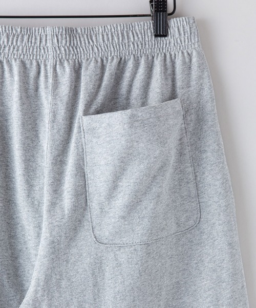 Champion（チャンピオン）の「【CHAMPION/チャンピオン】天竺ショートパンツ 　ＵＳＡコットン100％　ショーツ　サスティナブル　ワンポイントブランドロゴ刺繍（その他パンツ・メンズ・ホワイト/杢グレー/ブラック/ネイビー/ベージュ/チャコールグレー・MEDIUM/LARGE/SMALL/X-LARGE）」の17枚目の写真