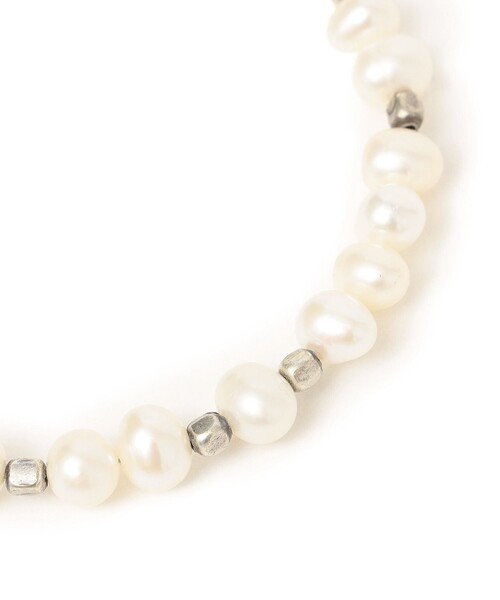 SHIPS any（シップス エニィ）の「SHIPS any: 淡水パール ブレスレット◇（ブレスレット・メンズ・ホワイト/ブラック・ONE SIZE）」の10枚目の写真