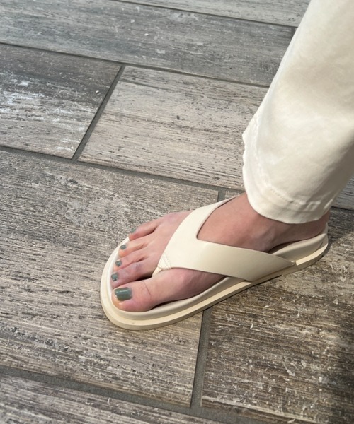 y/m by RIKA（イムバイリカ）の「トングサンダル（サンダル・レディース・ホワイト/ブラック・SMALL/MEDIUM/LARGE）」の11枚目の写真