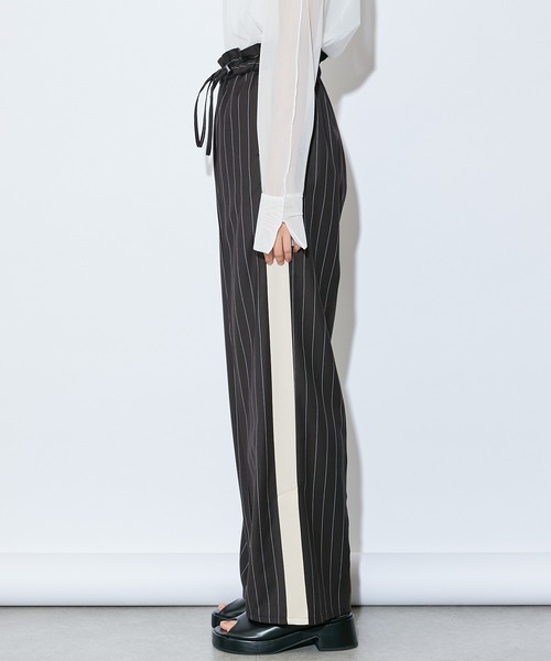 Lui's（ルイス）の「ドロストストライプラインパンツ（スラックス・レディース・ブラック/ホワイト・FREE）」の21枚目の写真