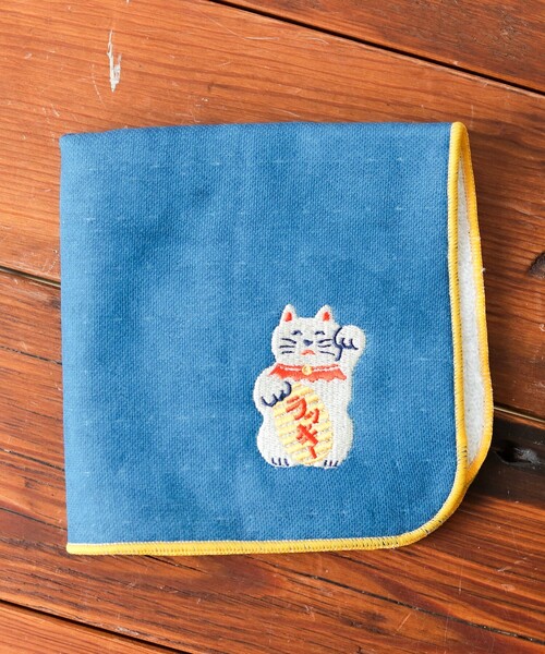 BEAMS JAPAN(ビームス ジャパン)の「ニューレトロ / 別注 縁起物 刺しゅう ハンドタオル(ハンカチ/ハンドタオル・レディース・オフホワイト/レッド/ネイビー・ONE SIZE)」の8枚目の写真