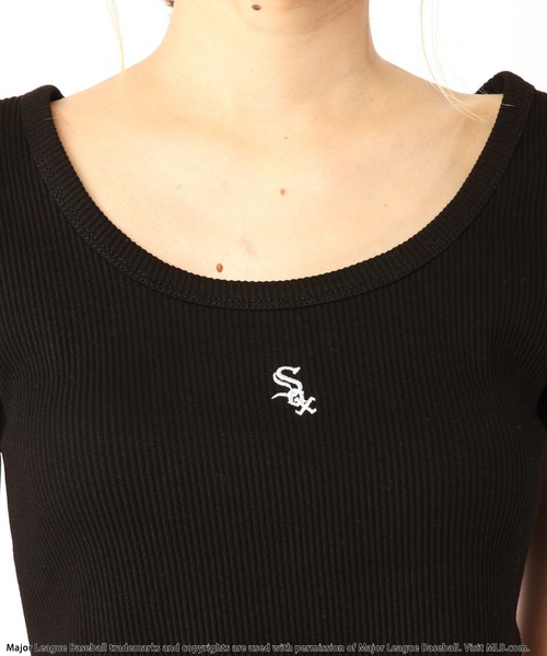 BACK TO THE FIELD(バック トゥー ザ フィールド)の「【MLB】ワンポイントロゴリブちびTシャツ(Tシャツ/カットソー・レディース・レッド/ブラック/グレー/ホワイト・FREE)」の6枚目の写真