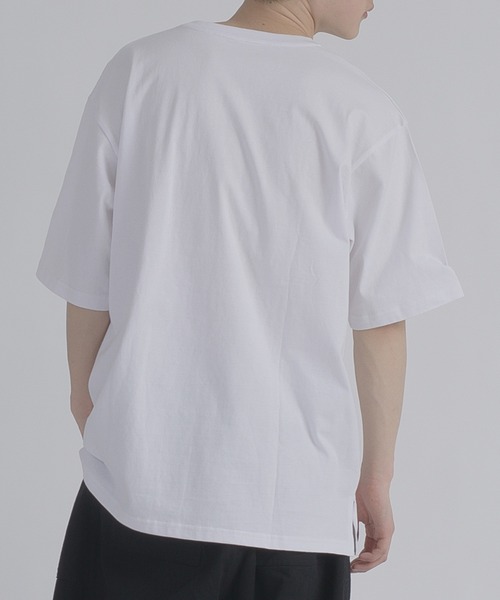 RE730(アールイーセブンサーティー)の「RE730 なみおくんが3人プリント半袖Tシャツ(Tシャツ/カットソー・メンズ・ブラック/オフホワイト・MEDIUM/LARGE/X-LARGE)」の3枚目の写真