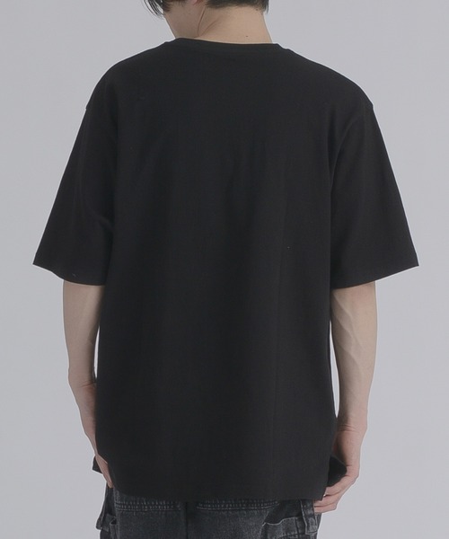 RE730(アールイーセブンサーティー)の「RE730 なみおくんが3人プリント半袖Tシャツ(Tシャツ/カットソー・メンズ・ブラック/オフホワイト・MEDIUM/LARGE/X-LARGE)」の4枚目の写真