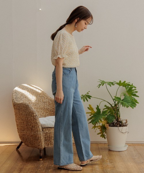 flower(フラワー)の「フローラルバンピーブラウス(シャツ/ブラウス・レディース・イエロー/ブルー・FREE)」の9枚目の写真