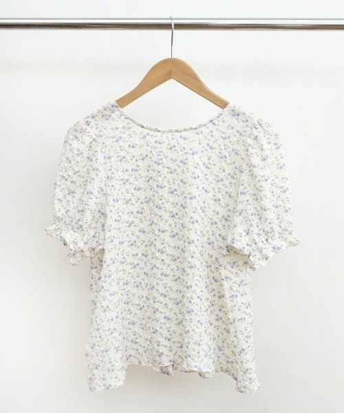 flower（フラワー）の「フローラルバンピーブラウス（シャツ
