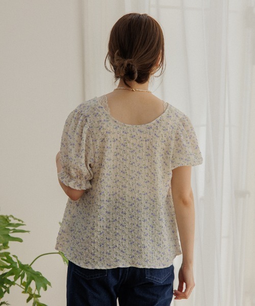 flower(フラワー)の「フローラルバンピーブラウス(シャツ/ブラウス・レディース・イエロー/ブルー・FREE)」の19枚目の写真