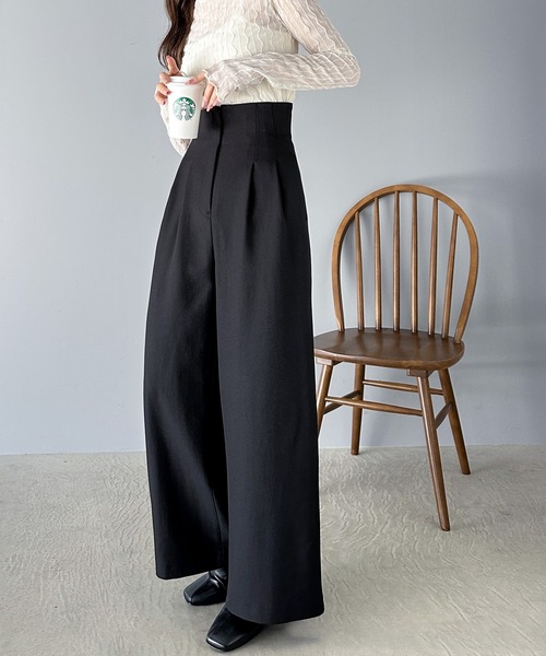 classicalelf(クラシカルエルフ)の「バックスタイルで魅せる。 美シルエットバックベルトワイドパンツ(スラックス・レディース・ベージュ/ブラック/グレー・LARGE/MEDIUM/SMALL/X-LARGE)」の10枚目の写真