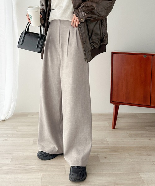 classicalelf(クラシカルエルフ)の「バックスタイルで魅せる。 美シルエットバックベルトワイドパンツ(スラックス・レディース・ベージュ/ブラック/グレー・LARGE/MEDIUM/SMALL/X-LARGE)」の16枚目の写真