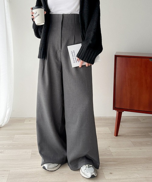 classicalelf(クラシカルエルフ)の「バックスタイルで魅せる。 美シルエットバックベルトワイドパンツ(スラックス・レディース・ベージュ/ブラック/グレー・LARGE/MEDIUM/SMALL/X-LARGE)」の7枚目の写真