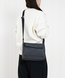 MARGARET HOWELL idea（マーガレット・ハウエルアイデア）の「MARGARET HOWELL idea（マーガレット・ハウエル アイデア）　ルストン　ショルダー（ショルダーバッグ）」