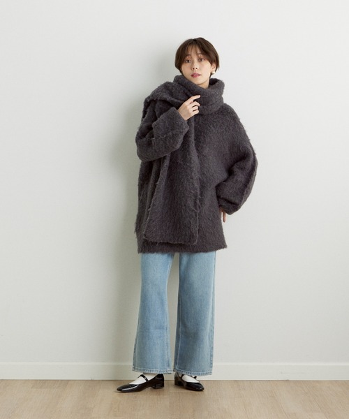 INED CLARO（イネドクラロ）の「メランジニットマフラー（マフラー・レディース・チャコールグレー/オフホワイト/ベージュ/レッド・フリー）」の15枚目の写真