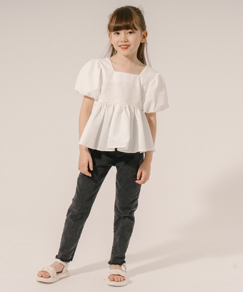 URBAN CHERRY(アーバンチェリー)の「【伸縮性バツグン】楽ちんストレッチスキニーデニム(デニムパンツ・キッズ・ブルー/ブラック・110cm/120cm/130cm/140cm/150cm)」の8枚目の写真