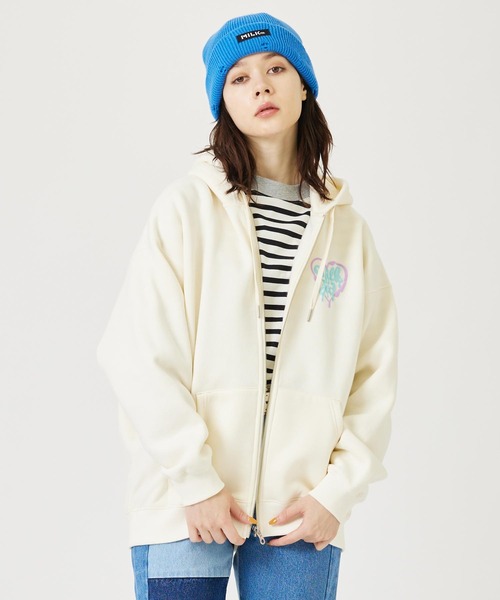 MILKFED.（ミルクフェド）の「MELTY HEART ZIP UP HOODIE（パーカー・レディース・ブラック/グリーン/オフホワイト・ONE SIZE）」の4枚目の写真