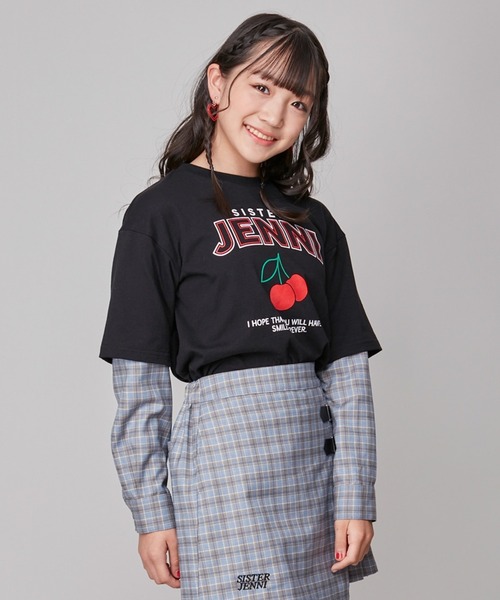 SISTER JENNI（SISTER JENNI）の「【セットアップ対応】【コットン100％】チェックそでレイヤード風BIGロンT（Tシャツ/カットソー・キッズ・オフホワイト/ブラック・160cm/150cm/130cm/140cm）」の2枚目の写真