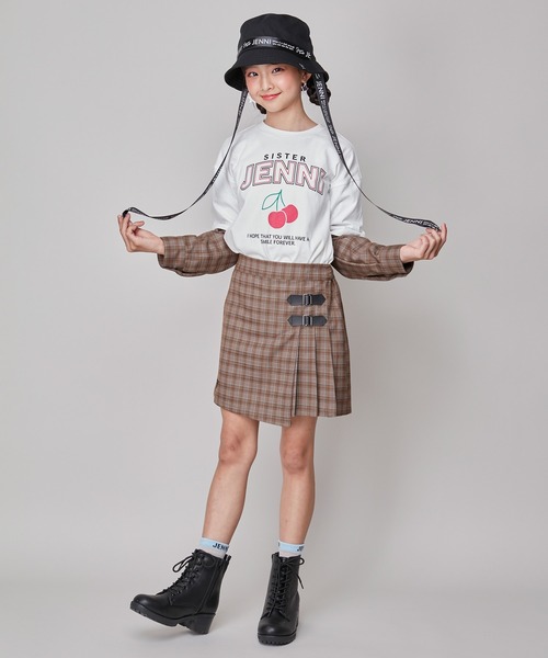 SISTER JENNI（SISTER JENNI）の「【セットアップ対応】【コットン100％】チェックそでレイヤード風BIGロンT（Tシャツ/カットソー・キッズ・オフホワイト/ブラック・160cm/150cm/130cm/140cm）」の6枚目の写真