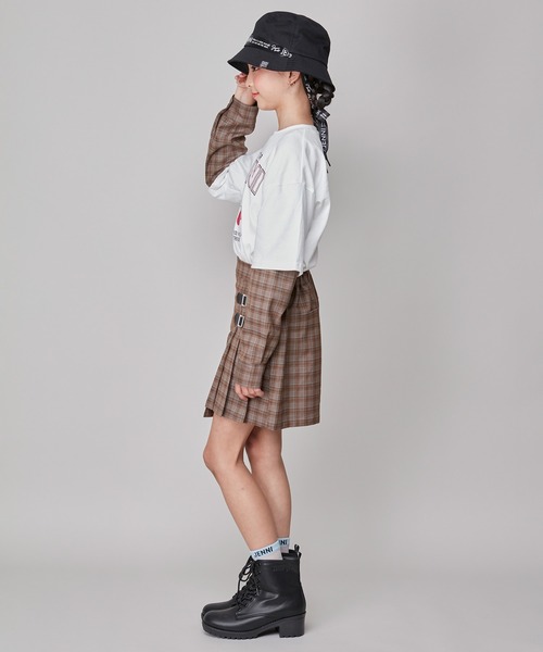 SISTER JENNI（SISTER JENNI）の「【セットアップ対応】【コットン100％】チェックそでレイヤード風BIGロンT（Tシャツ/カットソー・キッズ・オフホワイト/ブラック・160cm/150cm/130cm/140cm）」の7枚目の写真