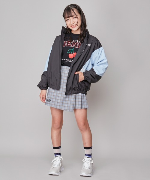 SISTER JENNI（SISTER JENNI）の「【セットアップ対応】【コットン100％】チェックそでレイヤード風BIGロンT（Tシャツ/カットソー・キッズ・オフホワイト/ブラック・160cm/150cm/130cm/140cm）」の15枚目の写真