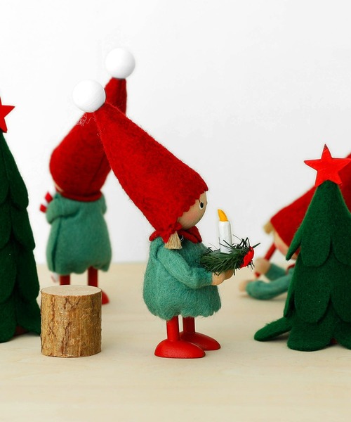 ハイタイド限定　ノルディカニッセ　2体セット ノルディカニッセ 2点 セット 電車のおもちゃを運ぶ男の子 ＋