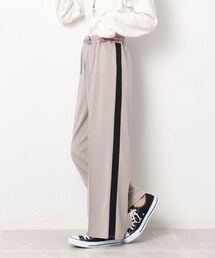Cutie Blonde | サイドラインですっきり見え　ワイドイージーパンツ(その他パンツ)