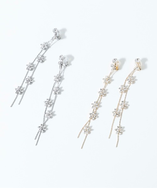 Cupid Heart(キューピッドハート)の「【Cupid Heart】結婚式アクセ!フラワーモチーフロングドロップイヤリング(イヤリング・レディース・ゴールド/シルバー・MEDIUM)」の2枚目の写真
