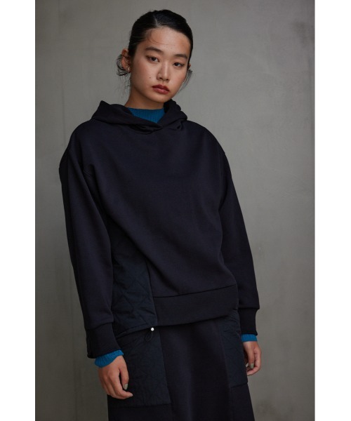 AZUL by moussy(アズールバイマウジー)の「キルティングデザインフーディー(パーカー・レディース・アイボリー/カーキ/ブラック・MEDIUM/SMALL)」の10枚目の写真