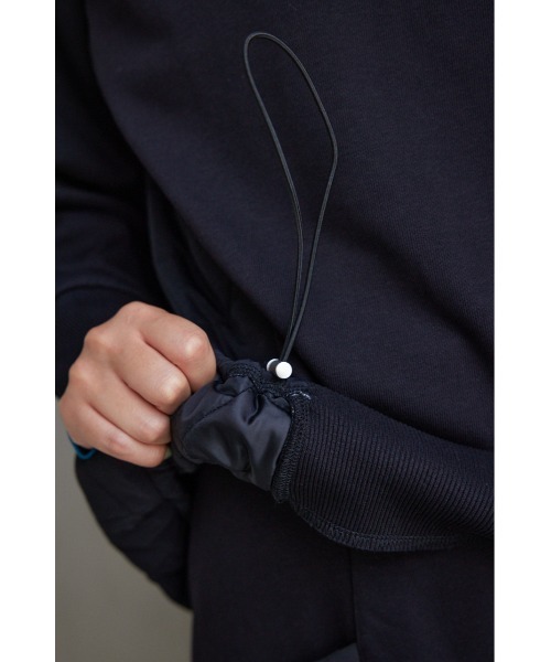 AZUL by moussy(アズールバイマウジー)の「キルティングデザインフーディー(パーカー・レディース・アイボリー/カーキ/ブラック・MEDIUM/SMALL)」の18枚目の写真