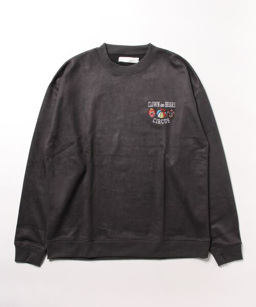 UNIIT(ユニット)の「【UNIIT/ユニット】フェイクスエード ワンポイント刺繍 クルーネック スウェット トレーナー(スウェット・メンズ・アイボリー/ブラウン/チャコールグレー・MEDIUM/LARGE)」の1枚目の写真