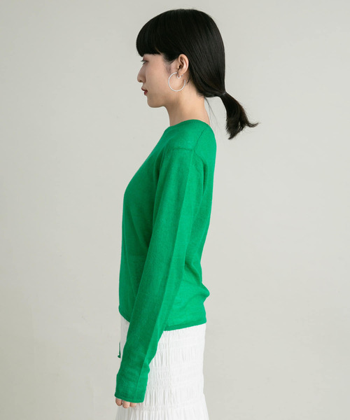 KBF（ケイビーエフ）の「シアークルーネックニット（ニット/セーター・レディース・ブラウン/ライトグレー/グリーン・ONE）」の4枚目の写真