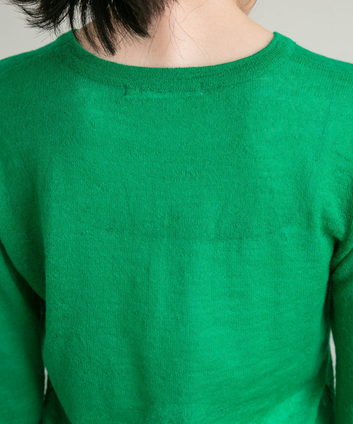 KBF（ケイビーエフ）の「シアークルーネックニット（ニット/セーター・レディース・ブラウン/ライトグレー/グリーン・ONE）」の9枚目の写真