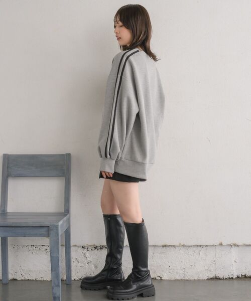 RETRO GIRL(レトロガール)の「裏毛ライントレーナー(Tシャツ/カットソー・レディース・ライトグレー/ダークグレー/ダークブルー・FREE)」の5枚目の写真