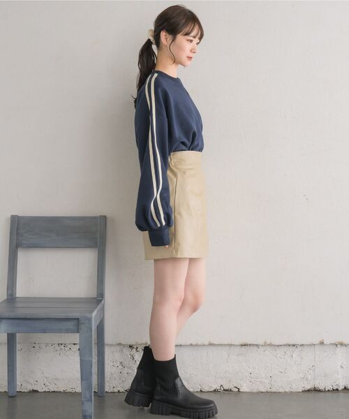 RETRO GIRL(レトロガール)の「裏毛ライントレーナー(Tシャツ/カットソー・レディース・ライトグレー/ダークグレー/ダークブルー・FREE)」の18枚目の写真
