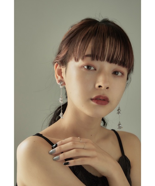 niana(ニアナ)の「ジルコニアクリアビーズロングイヤリング 結婚式 二次会 アクセサリー(イヤリング・レディース・シルバー/ゴールド・FREE)」の3枚目の写真