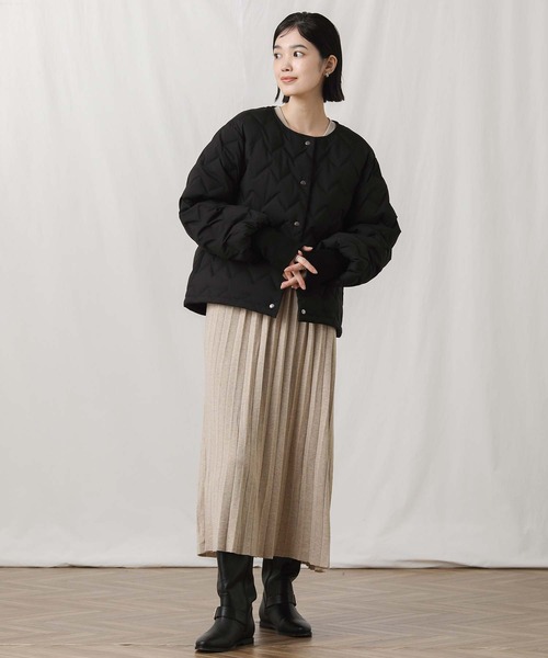 Gready Brilliant(グレディブリリアン)の「ニットプリーツワンピース(ワンピース・レディース・ベージュ/ブラック・38)」の21枚目の写真