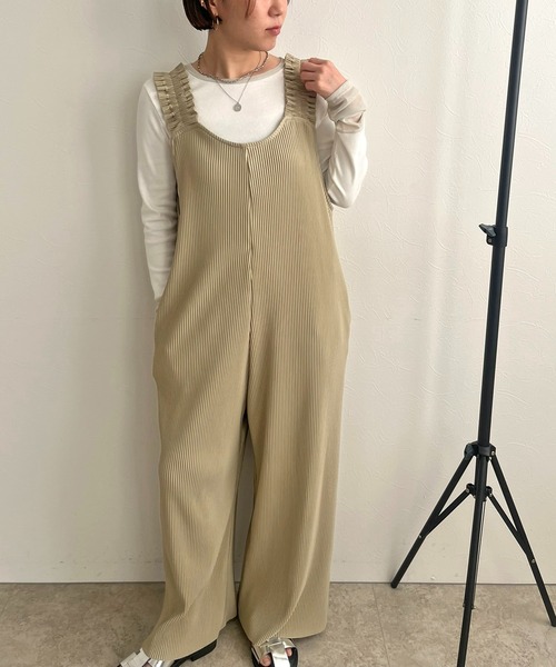 LHELBIE(レルビエ)の「プリーツサロペット(サロペット/オーバーオール・レディース・ライトカーキ/ライトグレー/ブラック・M)」の21枚目の写真