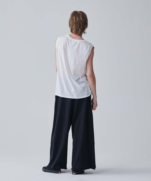 Iroquois（イロコイ）の「IROQUOIS イロコイ / 60/2 MERCERIZING JERSEY N/S ハイゲージノースリーブトップス / 176104（タンクトップ・メンズ・ブラック/ホワイト系その他/ベージュ・1/2/3）」の6枚目の写真