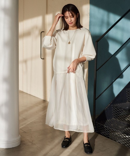 Elura（エルーラ）の「ボイルフレアスカート／102804（スカート・レディース・オフホワイト/ライトグレー・FREE）」の9枚目の写真