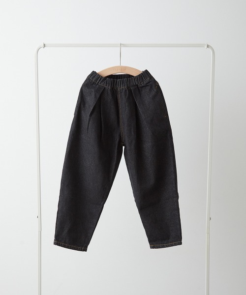 riziere（リジェール）の「ブラックデニムテーパードパンツ（デニムパンツ・キッズ・ブラック・90/100/110/120/130/140/150）」の7枚目の写真