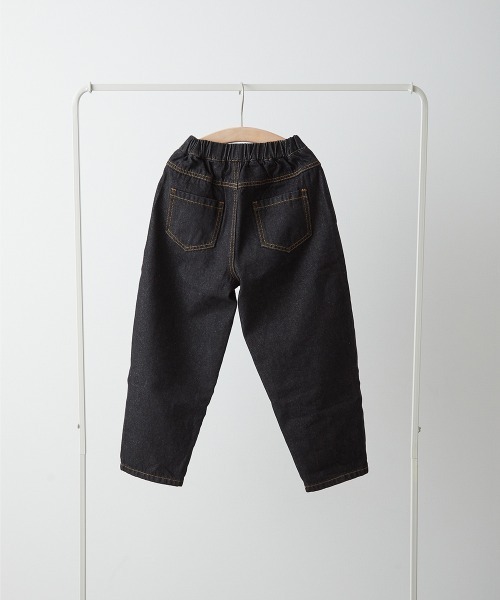 riziere（リジェール）の「ブラックデニムテーパードパンツ（デニムパンツ・キッズ・ブラック・90/100/110/120/130/140/150）」の8枚目の写真