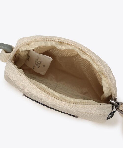 Columbia（コロンビア）の「Columbia/ プライスストリームコインケース /コロンビア（ポーチ・レディース・レッド/グリーン/ブルー/ブラック/アッシュグレー/ライム/ブラウン/ネイビー/ピンク/ブルーグリーン/パープル/オフホワイト・ONE SIZE）」の19枚目の写真