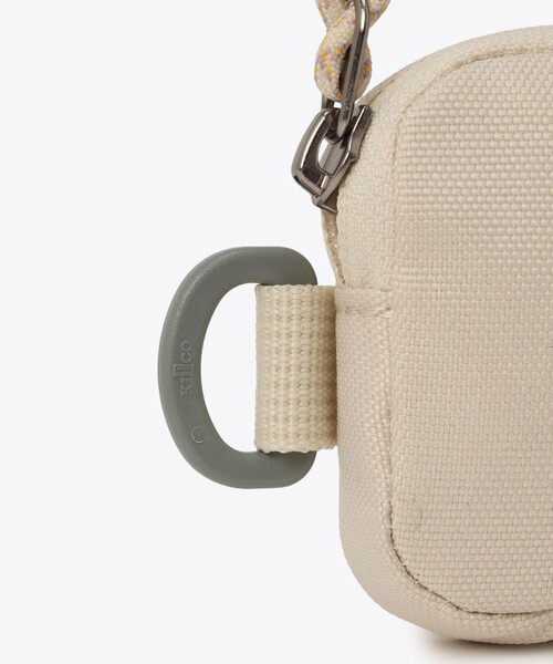 Columbia（コロンビア）の「Columbia/ プライスストリームコインケース /コロンビア（ポーチ・レディース・レッド/グリーン/ブルー/ブラック/アッシュグレー/ライム/ブラウン/ネイビー/ピンク/ブルーグリーン/パープル/オフホワイト・ONE SIZE）」の16枚目の写真