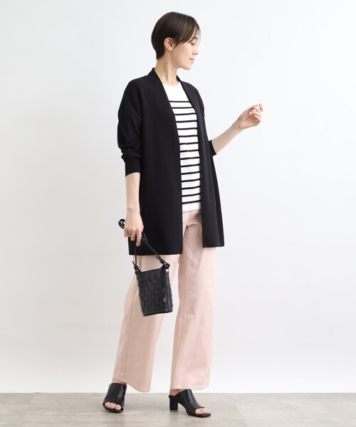 INDIVI(インディヴィ)の「◆【洗える】シンプル着流しロングニットカーディガン(カーディガン/ボレロ・レディース・ブラック/ライトベージュ/ダークブラウン/グリーン系・05/13/15 /19/34/38)」の8枚目の写真