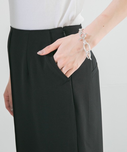 URBAN RESEARCH ROSSO WOMEN（アーバンリサーチ　ロッソ）の「ピンタックペンシルスカート（スカート・レディース・ブラック/グリーン・FREE）」の9枚目の写真