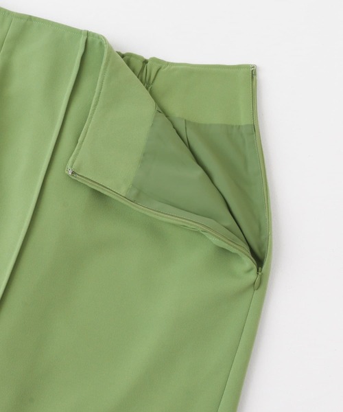 URBAN RESEARCH ROSSO WOMEN（アーバンリサーチ　ロッソ）の「ピンタックペンシルスカート（スカート・レディース・ブラック/グリーン・FREE）」の16枚目の写真