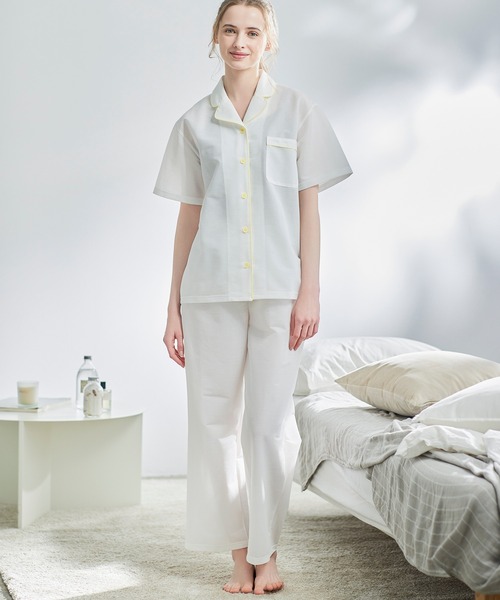 une nana cool（ウンナナクール）の「MADE WITH LIBERTY FABRIC 綿混エアリー天竺 半袖パジャマ（ルームウェア/パジャマ・レディース・ネイビー/アッシュグレー/マスタード/サファリグリーン/ライトベージュ/グレイッシュベージュ/サーモンピンク/ライトピンク/ベージュ/ブラック/ホワイト・M/L）」の12枚目の写真